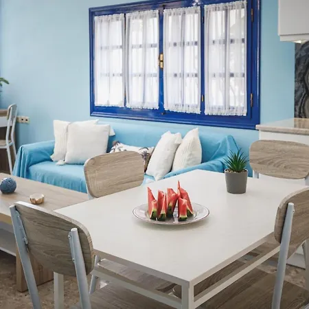 Natalia's アパート Thermisía